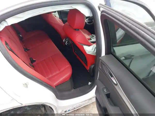 ZASPAKBN4R7D74204 2024 ALFA ROMEO STELVIO - Image 8