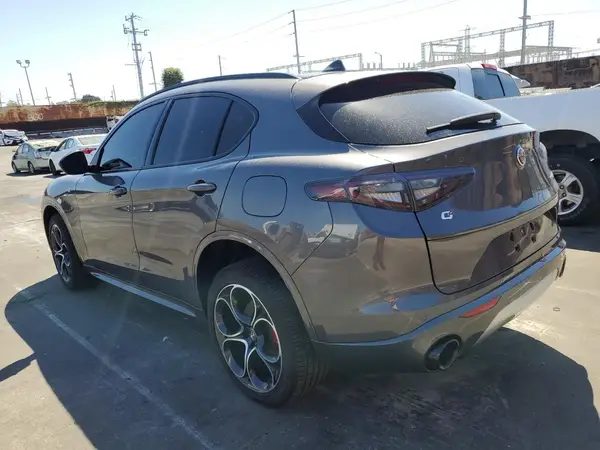 ZASPAKBN4R7D76423 2024 ALFA ROMEO STELVIO - Image 2