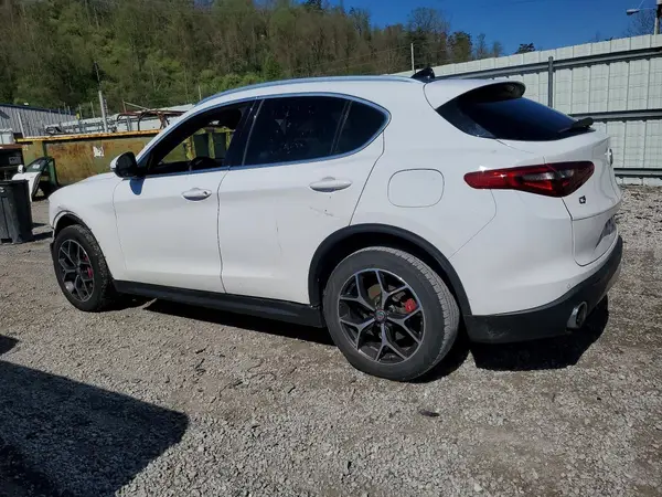 ZASPAKBN5K7C30750 2019 ALFA ROMEO STELVIO - Image 2