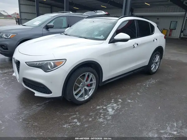 ZASPAKBN5K7C34412 2019 ALFA ROMEO STELVIO - Image 2
