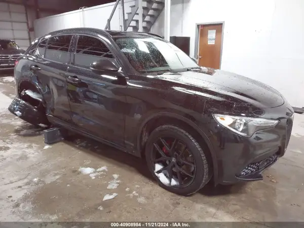 ZASPAKBN5K7C41649 2019 ALFA ROMEO STELVIO - Image 1