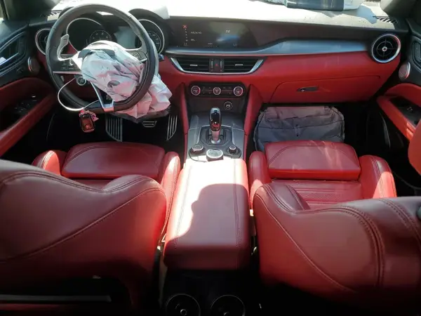 ZASPAKBN5K7C44681 2019 ALFA ROMEO STELVIO - Image 8