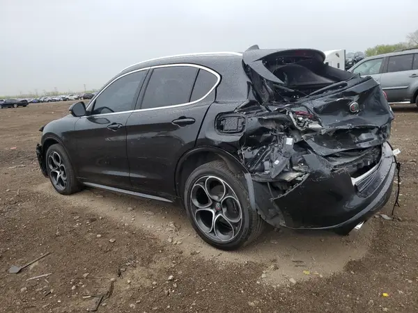 ZASPAKBN5L7C75673 2020 ALFA ROMEO STELVIO - Image 2