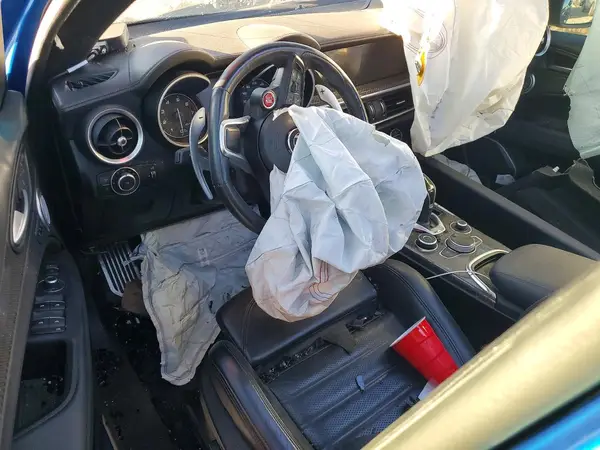 ZASPAKBN5L7C77049 2020 ALFA ROMEO STELVIO - Image 8
