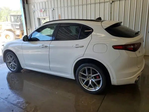 ZASPAKBN5L7C92120 2020 ALFA ROMEO STELVIO - Image 2
