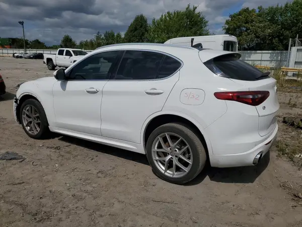 ZASPAKBN5L7C97978 2020 ALFA ROMEO STELVIO - Image 2