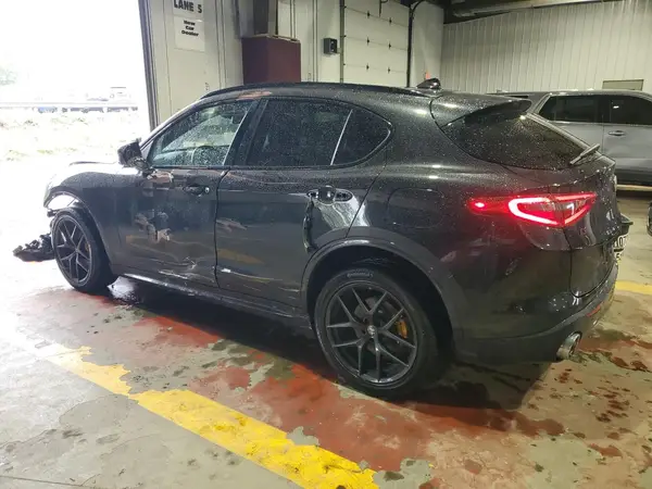 ZASPAKBN5M7D09497 2021 ALFA ROMEO STELVIO - Image 2
