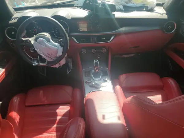 ZASPAKBN5M7D09760 2021 ALFA ROMEO STELVIO - Image 8