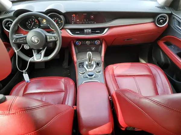 ZASPAKBN5M7D16580 2021 ALFA ROMEO STELVIO - Image 8