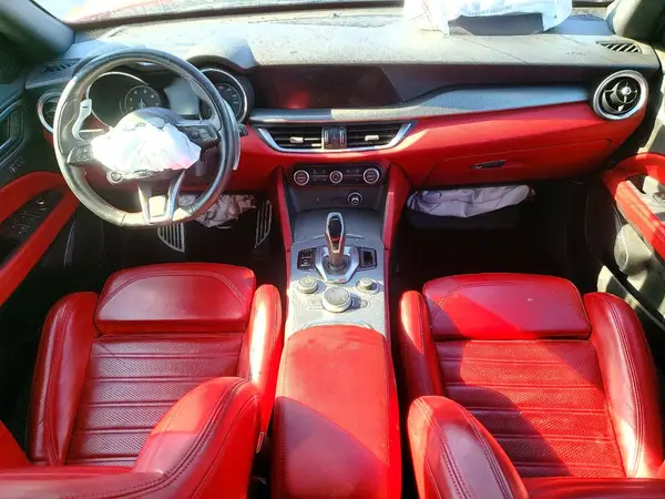 ZASPAKBN5M7D18815 2021 ALFA ROMEO STELVIO - Image 8