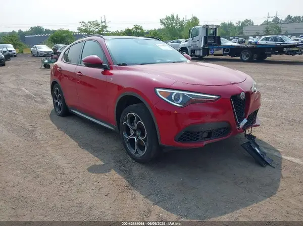 ZASPAKBN5N7D32683 2022 ALFA ROMEO STELVIO - Image 1