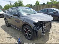 ZASPAKBN5N7D36796 2022 ALFA ROMEO STELVIO