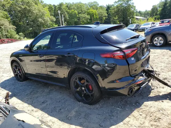 ZASPAKBN5N7D41786 2022 ALFA ROMEO STELVIO - Image 2