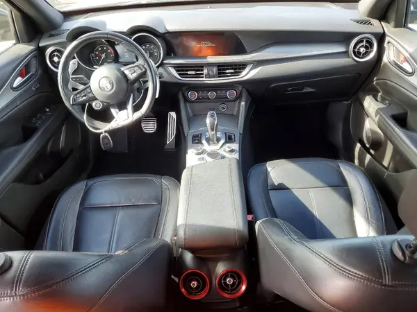 ZASPAKBN5N7D48267 2022 ALFA ROMEO STELVIO - Image 8