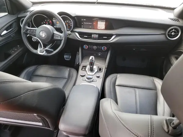 ZASPAKBN5P7D52838 2023 ALFA ROMEO STELVIO - Image 8