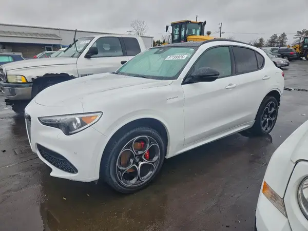 ZASPAKBN5P7D53925 2023 ALFA ROMEO STELVIO