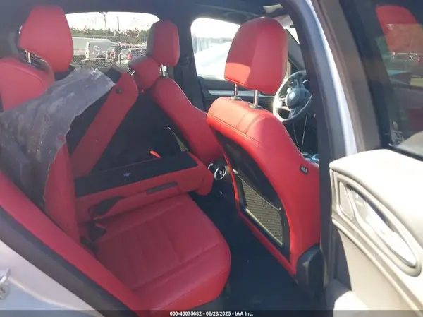 ZASPAKBN5R7D82103 2024 ALFA ROMEO STELVIO - Image 8
