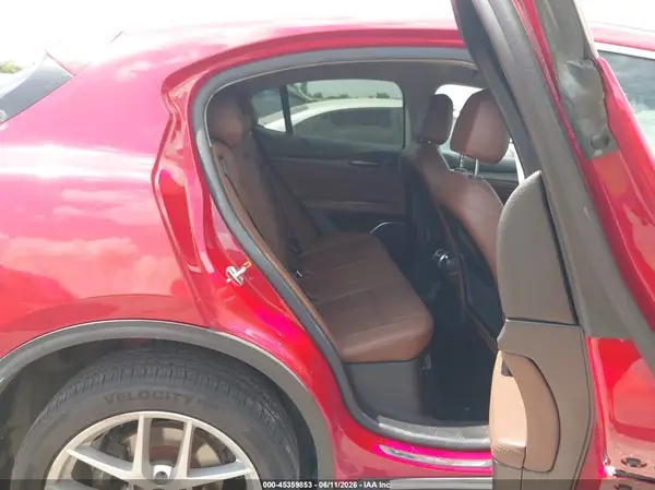 ZASPAKBN6K7C31308 2019 ALFA ROMEO STELVIO - Image 8