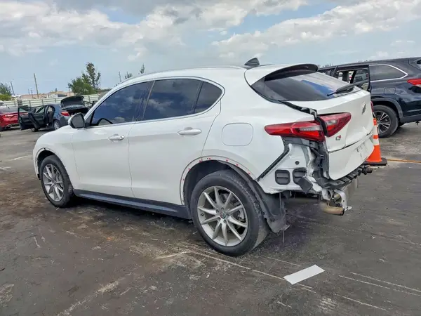 ZASPAKBN6K7C32751 2019 ALFA ROMEO STELVIO - Image 2