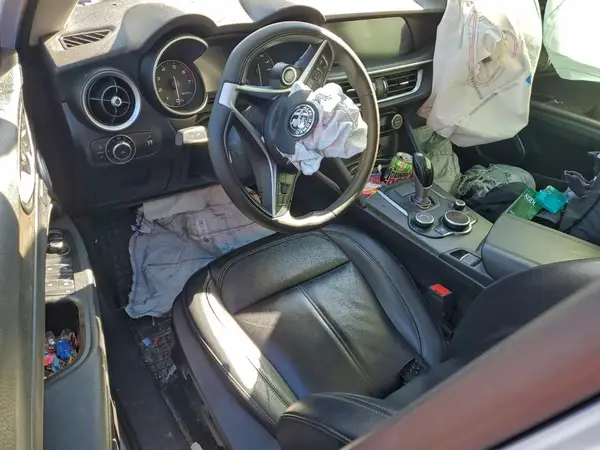 ZASPAKBN6K7C45435 2019 ALFA ROMEO STELVIO - Image 8