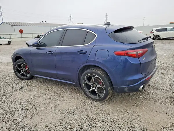 ZASPAKBN6L7C82888 2020 ALFA ROMEO STELVIO - Image 2