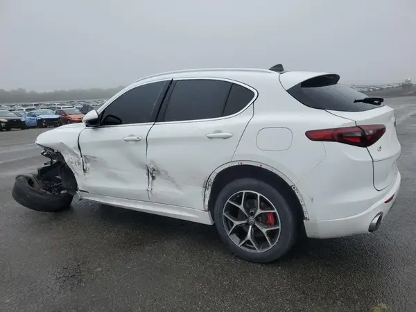 ZASPAKBN6L7C90795 2020 ALFA ROMEO STELVIO - Image 2