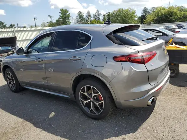 ZASPAKBN6L7C91137 2020 ALFA ROMEO STELVIO - Image 2