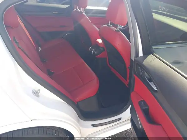 ZASPAKBN6L7C91932 2020 ALFA ROMEO STELVIO - Image 8