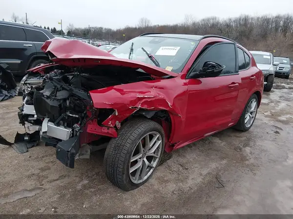 ZASPAKBN6L7C97777 2020 ALFA ROMEO STELVIO - Image 2