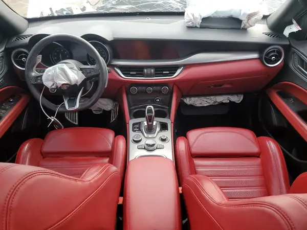 ZASPAKBN6M7D01053 2021 ALFA ROMEO STELVIO - Image 8