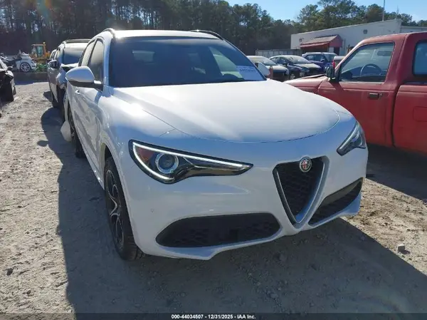 ZASPAKBN6M7D01084 2021 ALFA ROMEO STELVIO