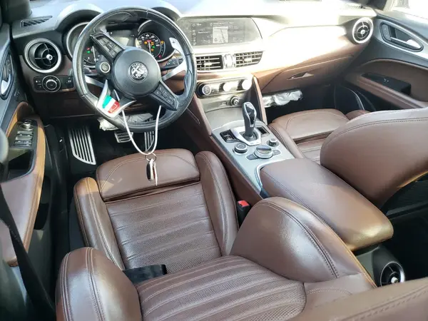 ZASPAKBN6M7D14921 2021 ALFA ROMEO STELVIO - Image 8