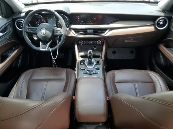 ZASPAKBN6M7D18449 2021 ALFA ROMEO STELVIO - Image 8