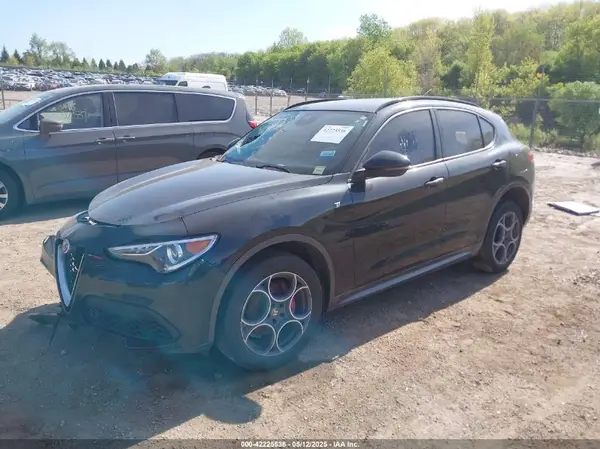 ZASPAKBN6N7D24902 2022 ALFA ROMEO STELVIO - Image 2