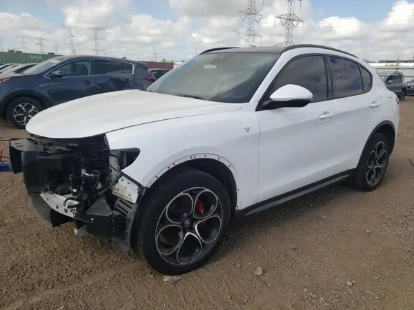ZASPAKBN6N7D25600 2022 ALFA ROMEO STELVIO