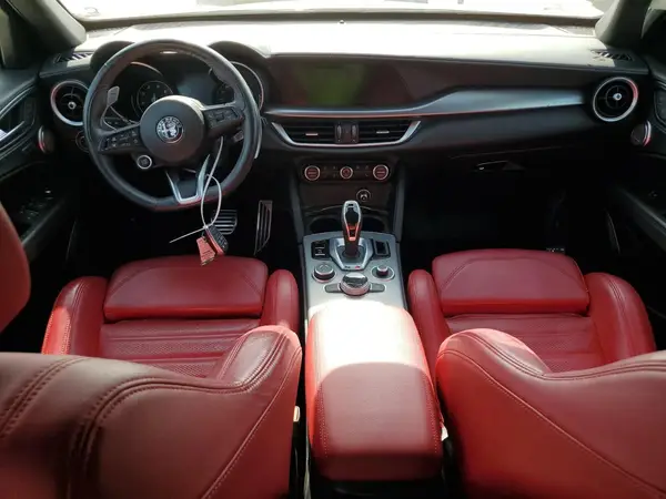 ZASPAKBN6N7D30084 2022 ALFA ROMEO STELVIO - Image 8