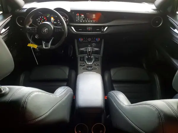 ZASPAKBN6N7D39397 2022 ALFA ROMEO STELVIO - Image 8
