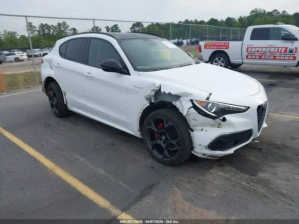 ZASPAKBN6N7D42252 2022 ALFA ROMEO STELVIO