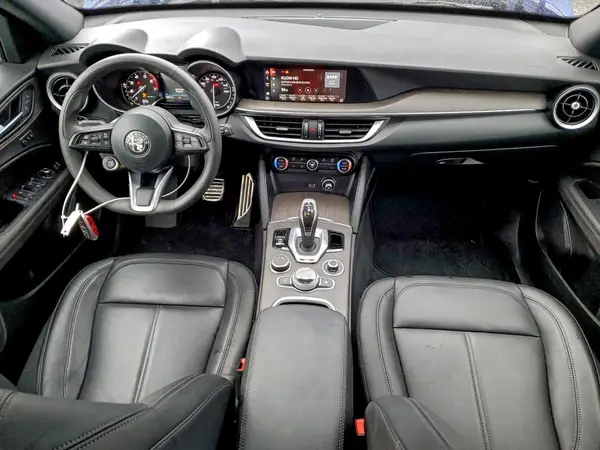ZASPAKBN6N7D46138 2022 ALFA ROMEO STELVIO - Image 8