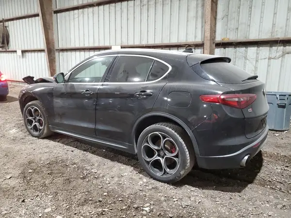 ZASPAKBN7K7C43323 2019 ALFA ROMEO STELVIO - Image 2