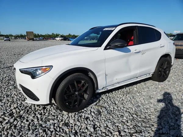 ZASPAKBN7K7C49557 2019 ALFA ROMEO STELVIO - Image 1