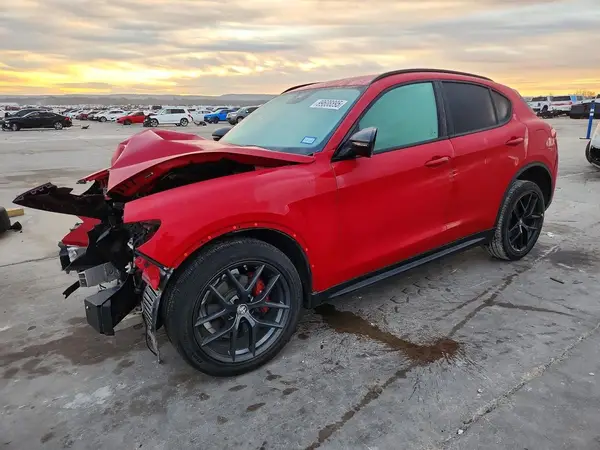 ZASPAKBN7K7C50112 2019 ALFA ROMEO STELVIO