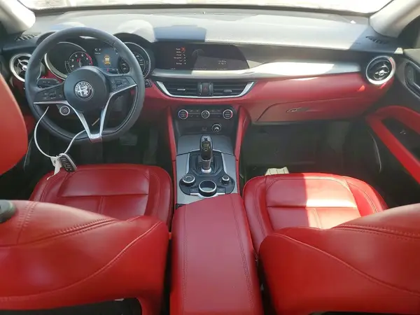 ZASPAKBN7K7C67072 2019 ALFA ROMEO STELVIO - Image 8