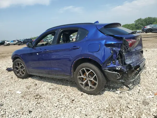 ZASPAKBN7L7C83192 2020 ALFA ROMEO STELVIO - Image 2