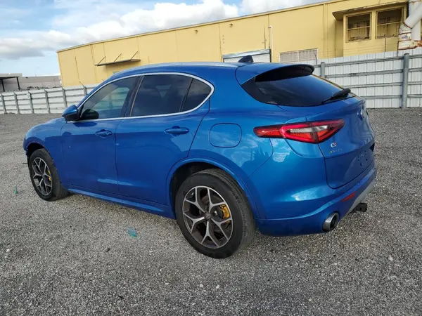 ZASPAKBN7L7C99442 2020 ALFA ROMEO STELVIO - Image 2