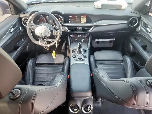 ZASPAKBN7M7D09744 2021 ALFA ROMEO STELVIO - Image 8