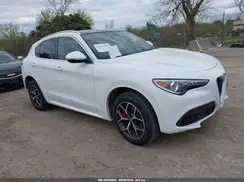 ZASPAKBN7M7D15320 2021 ALFA ROMEO STELVIO