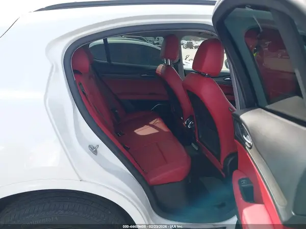 ZASPAKBN7M7D17682 2021 ALFA ROMEO STELVIO - Image 8