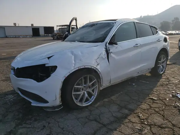 ZASPAKBN7M7D20291 2021 ALFA ROMEO STELVIO - Image 1