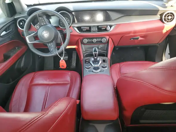 ZASPAKBN7M7D20291 2021 ALFA ROMEO STELVIO - Image 8